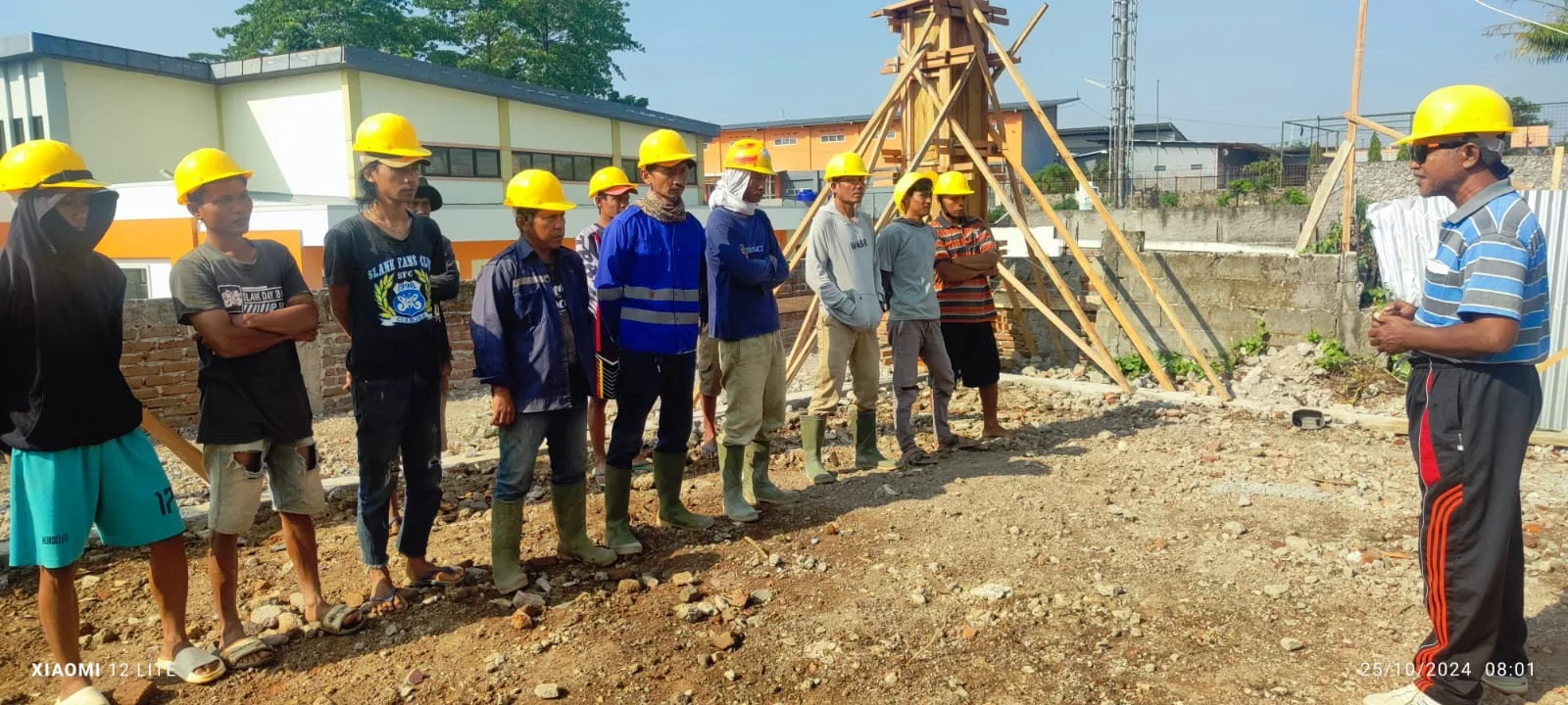 Tim manpower konstruksi Java Karya Nusantara