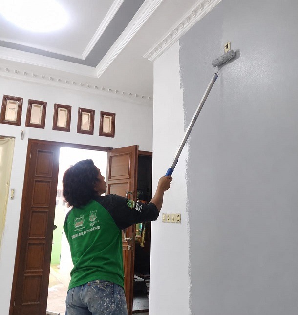 Tukang cat spesialis dinding kayu besi duco dan milamic